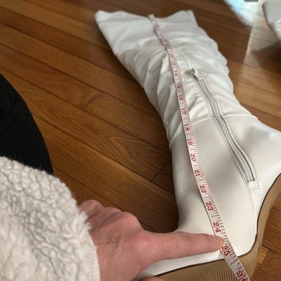 Chic White High Heel Boots - Picture 8 of 11